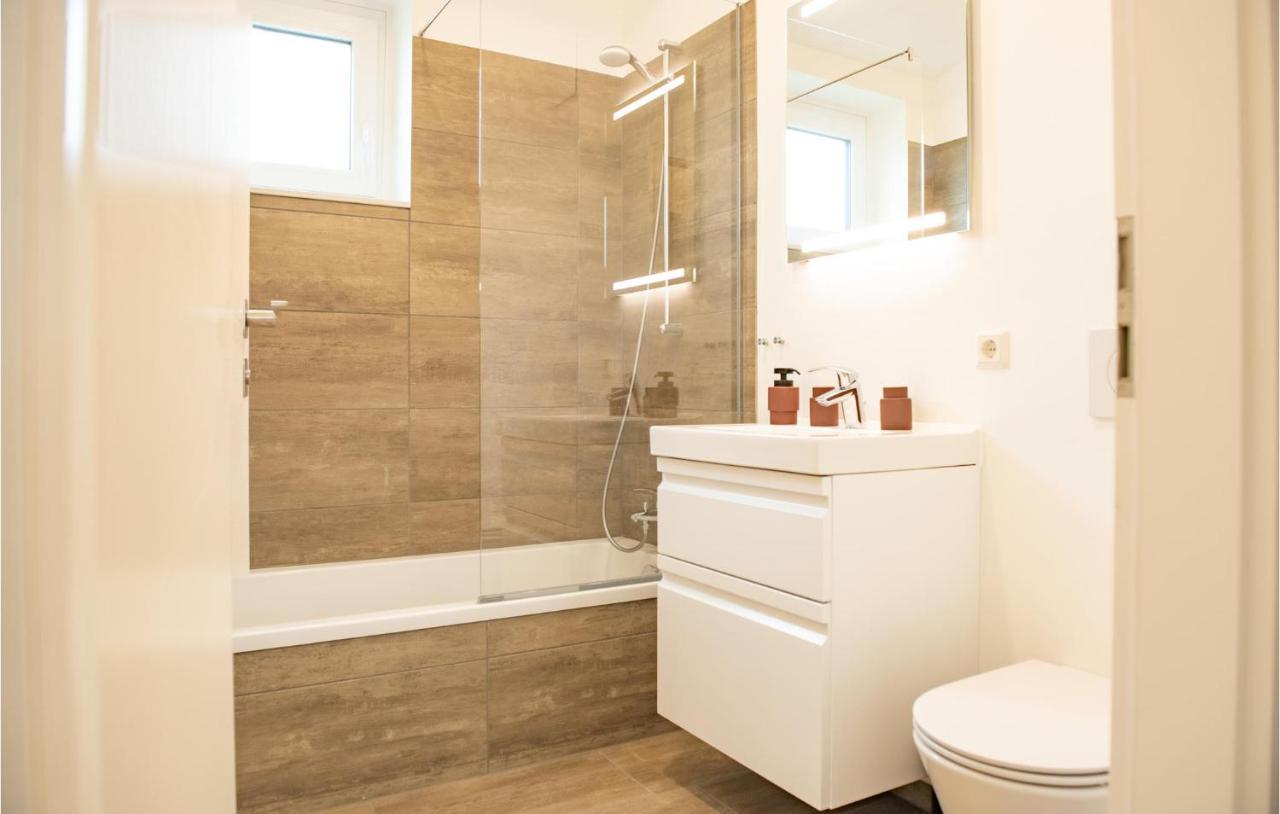 Awesome Home In Lembruch-Duemmer See With Kitchen Esterno foto